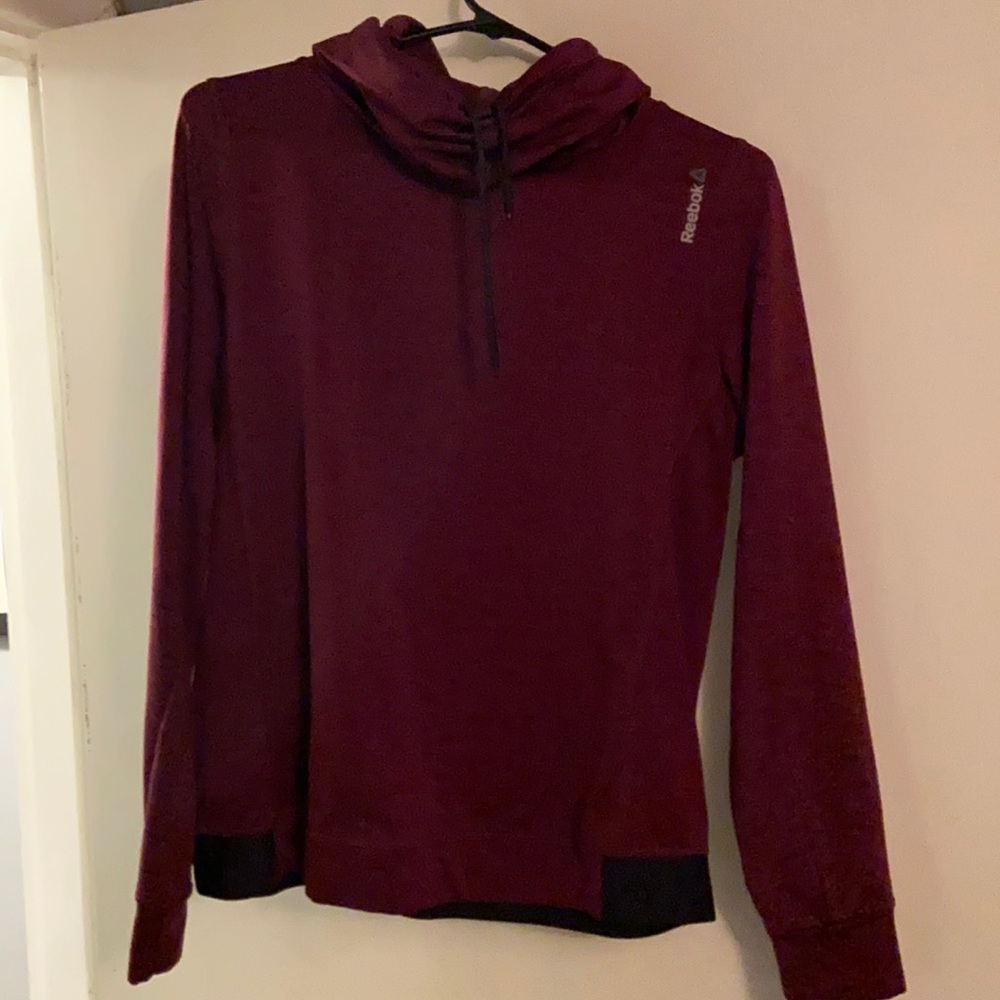 Reebok women’s Medium maroon hoodie